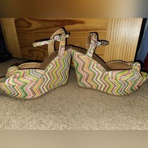 GROOVY Candie's wedge sandals